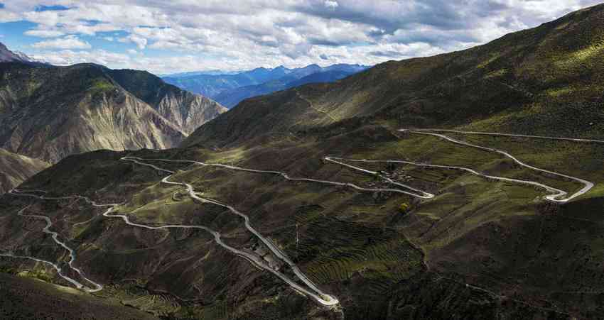 Una de las carreteras peligrosas del mundo, Sichuan-TIbet Highway