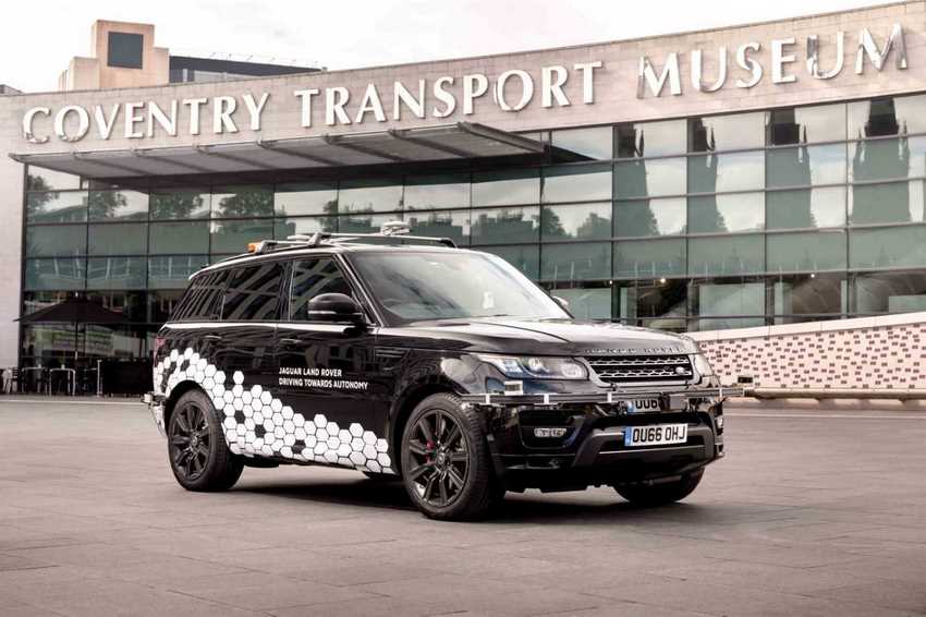 Jaguar-Land Rover parqueado en Coventry Transport Museum