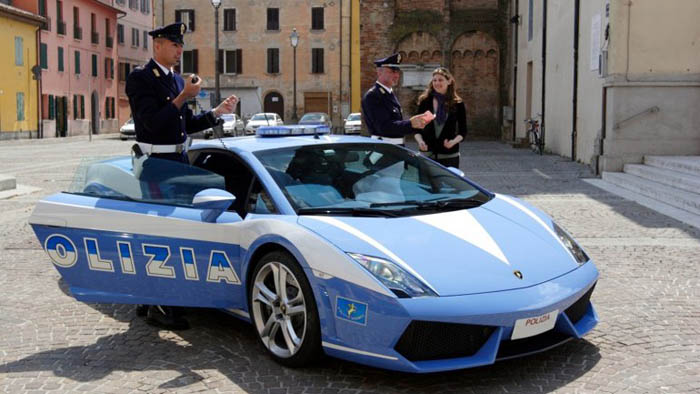 ¿Cuáles son los autos de policía más lujosos del mundo?
