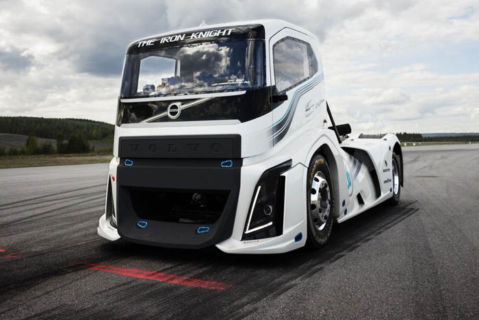 The Iron Knight, el camión de Volvo que bate dos récords de velocidad