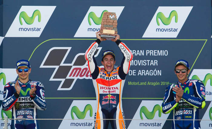 Honda gana en Aragón y Marquez acaricia el título
