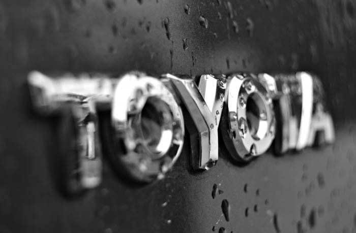 Toyota extiende su reinado con 10 millones de autos vendidos 