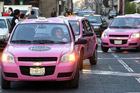 Taxis que se tiñen de rosa