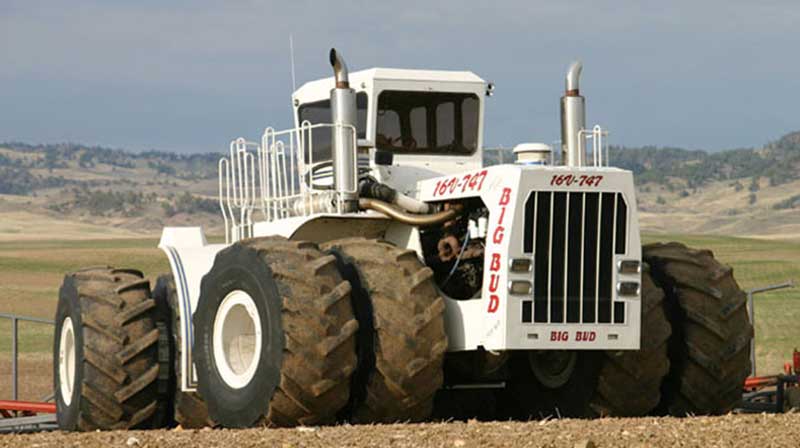 Big Bud 747, el tractor agrícola más grande del mundo