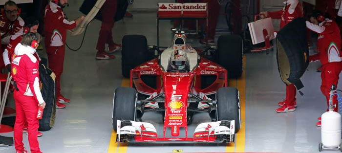 Ferrari manda mensajes de calma, pese al golpe autoritario de Mercedes
