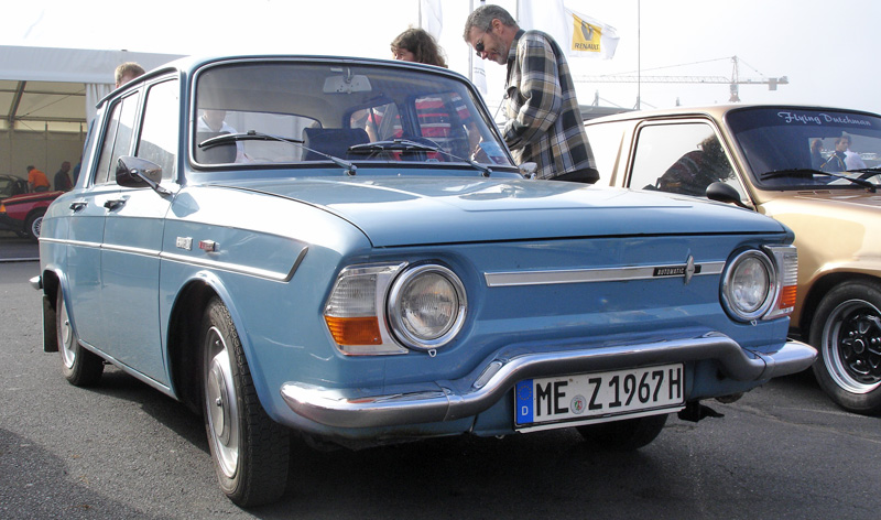 Renault 10, una historia a la sombra del R8
