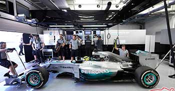 Mercedes domina los últimos entrenamientos de la pretemporada de F1