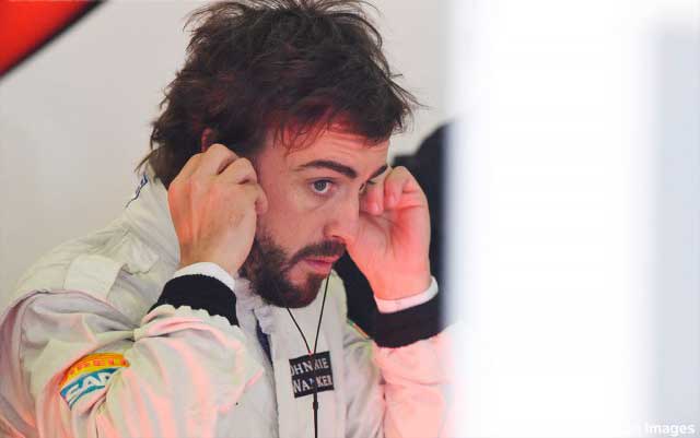 McLaren culpa al viento del accidente de Alonso