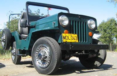 Jeep U. S. Army aún circula en La Habana