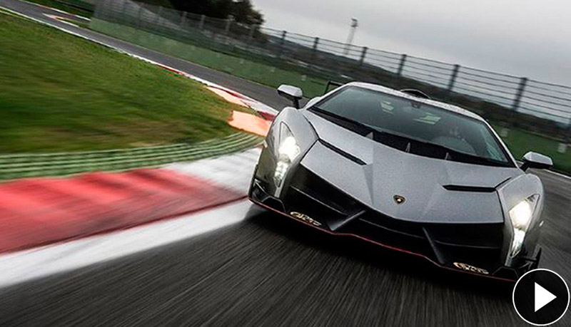 El Lamborghini Veneno sale a pista: Arriba los decibelios