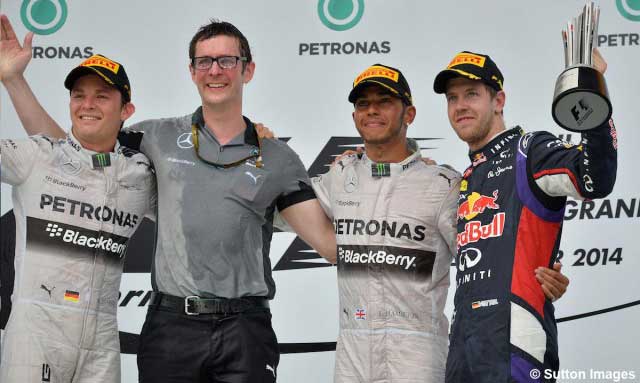 Lewis Hamilton arrasa en el GP Malasia