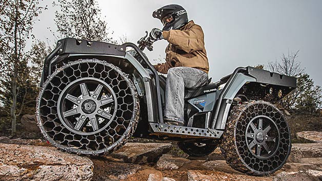 Video: Polaris pone a la venta un ATV sin neumáticos