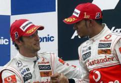 Hamilton lidera el inesperado doblete de McLaren