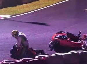 Pelea en carrera de kartings