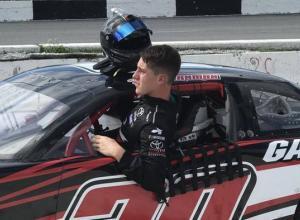 Piloto cubano Nick Sánchez Nick Sánchez, la promesa cubana en el NASCAR