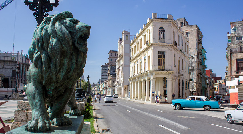 Paseo del Prado, Cuba