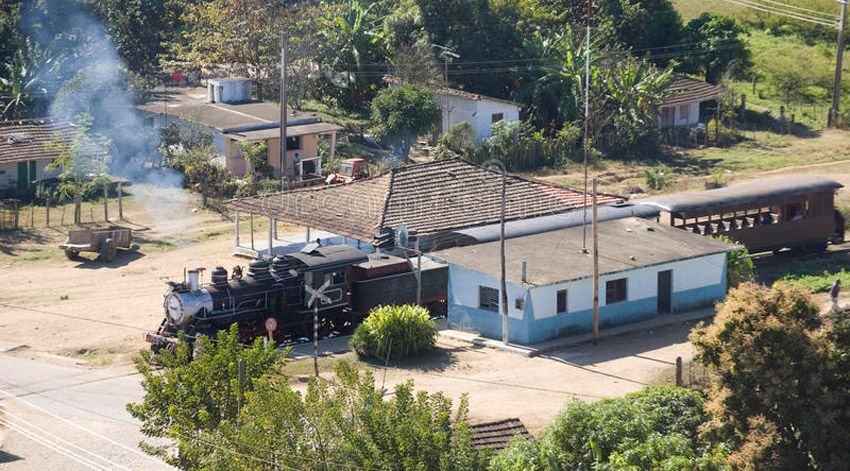 El Valle de los Ingenios se anda en tren