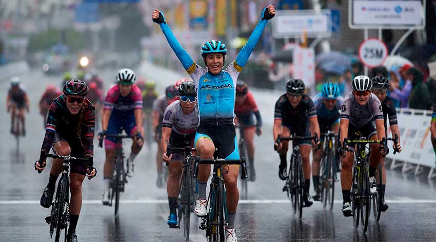 Arlenis Sierra ganando en el Tour de Guangxi