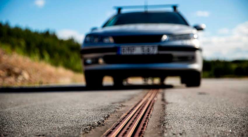 Primera carretera eléctrica en Suecia