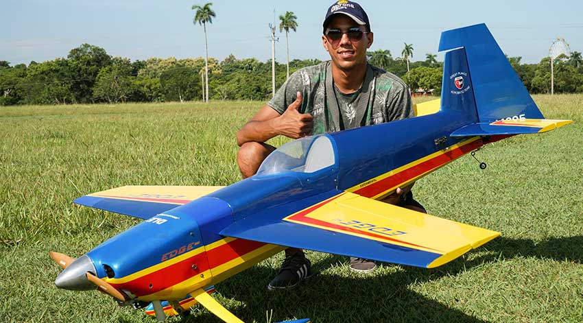 Misael López Presidente  de Federación de Aeromodelismo