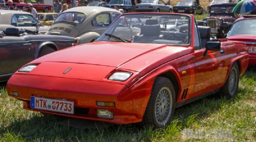 Reliant Scimitar 1984