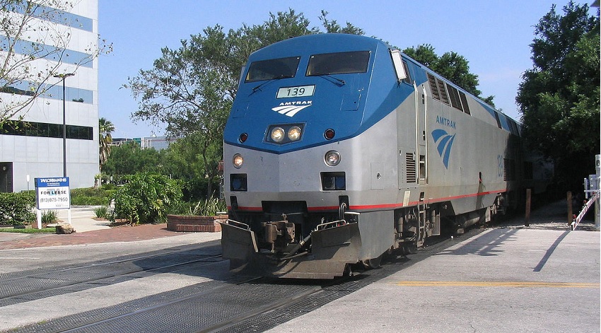 AMTRAK en la ciudad.