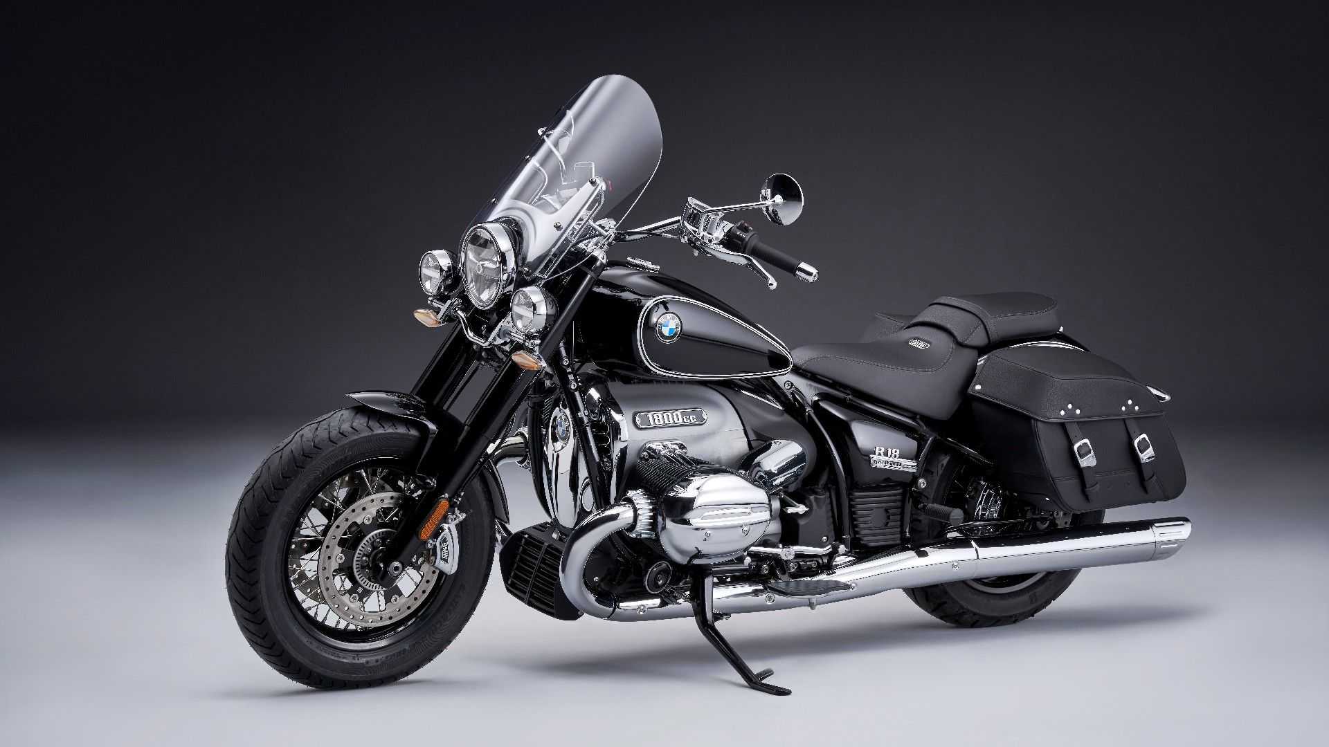 BMW R 18, la gran crucera alemana al estilo americano