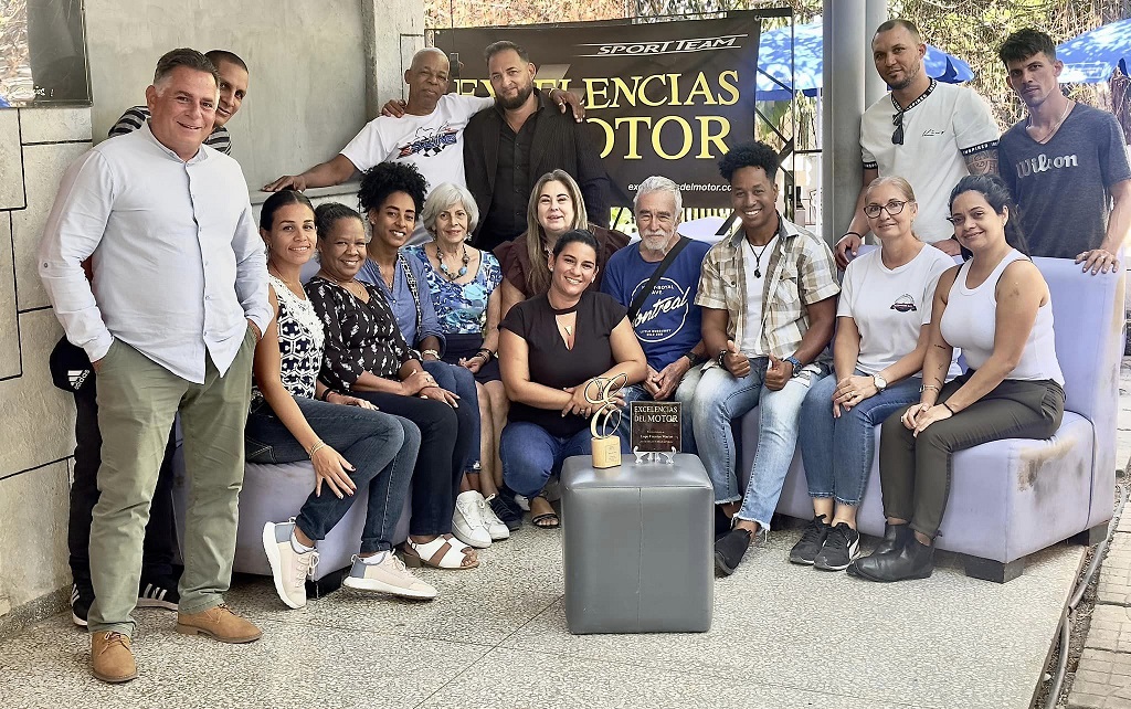 Familia de Exceklencias del Motor