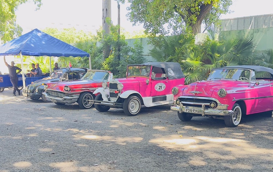 Club de Autos Antiguos “A Lo Cubano”