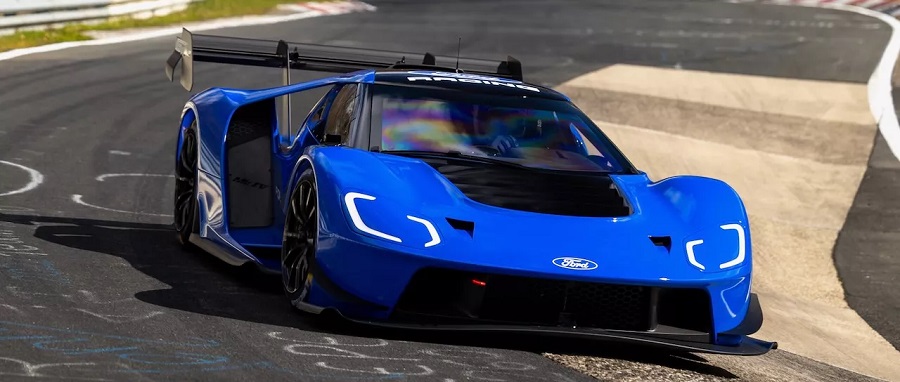 Ford GT Mk IV, el modelo americano más rápido en el circuito alemán «Infierno Verde»
