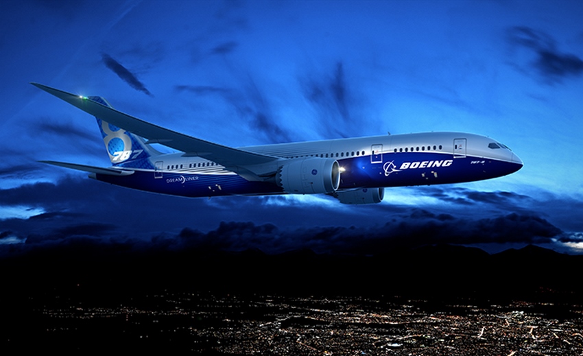 En el segmento de aeronaves de dos pasillos (fuselaje ancho), Boeing entregó unas 141 aeronaves del modelo B-787 en sus tres version