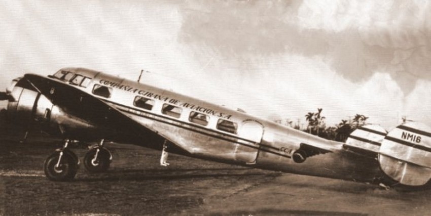 En 1935 se introducen los Lockheed L.10C “Electras” aeronaves más modernas y rápidas que los Ford Trimotor
