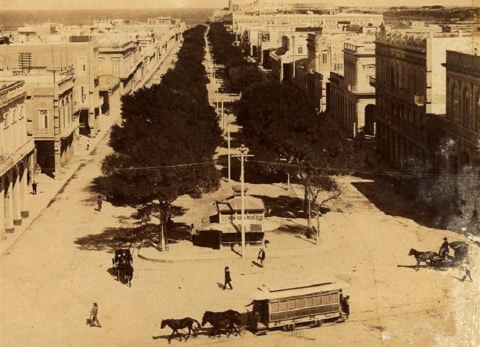 tranvía tirado por caballos