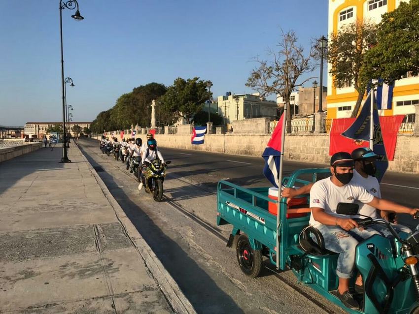 Caravana contra el bloqueo de EE UU contra Cuba