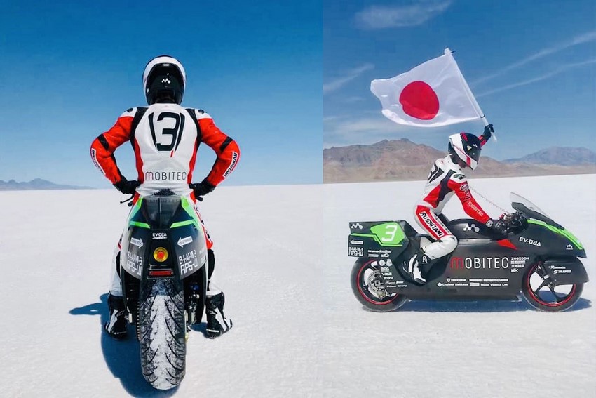 Tras varios años de intento, finalmente lo logran y el equipo Mobitec alcanza el récord de velocidad en moto eléctrica, una hazaña a más de 329 km/h.
