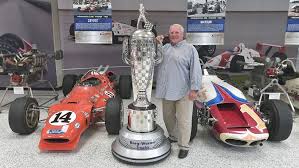 Nace A. J. Foyt, pilotoestadounidense de automovilismo
