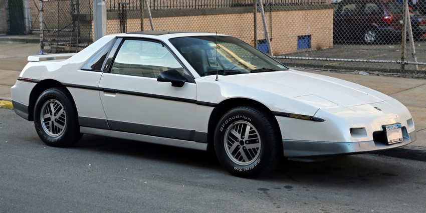 Pontiac Fiero 