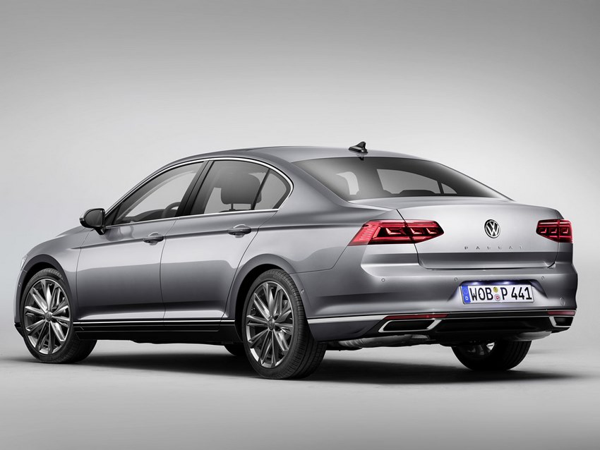 Volkswagen Passat parte trasera