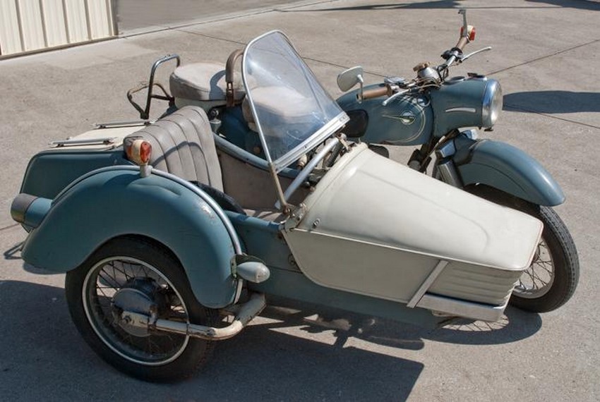 MZ 250-1 con sidecar de los años 60