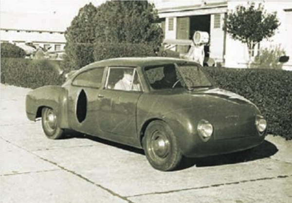 Prototipo del Aerocar, durante las pruebas