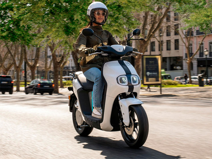 España: caen las ventas de motos eléctricas