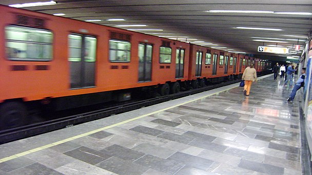 primer tramo de la Línea 7 del metro de México 