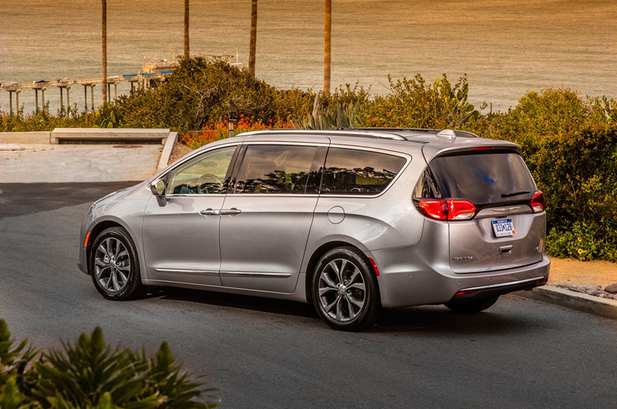 Chrysler Pacifica, 2017