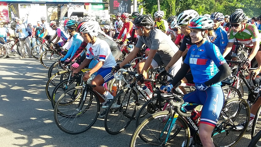 Arlenis Sierra en la Clásica 200km Excelencias del Motor
