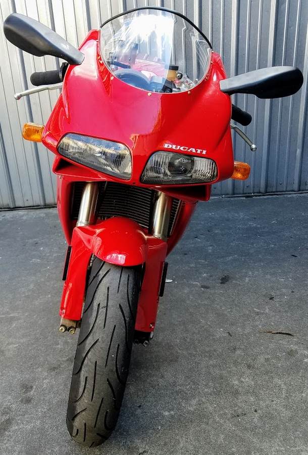 Ducati 916 Vista Frontal