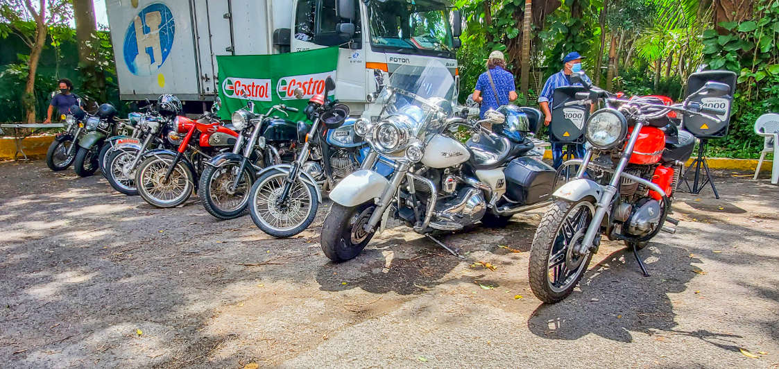 Club de Autos Antiguos A LO CUBANO