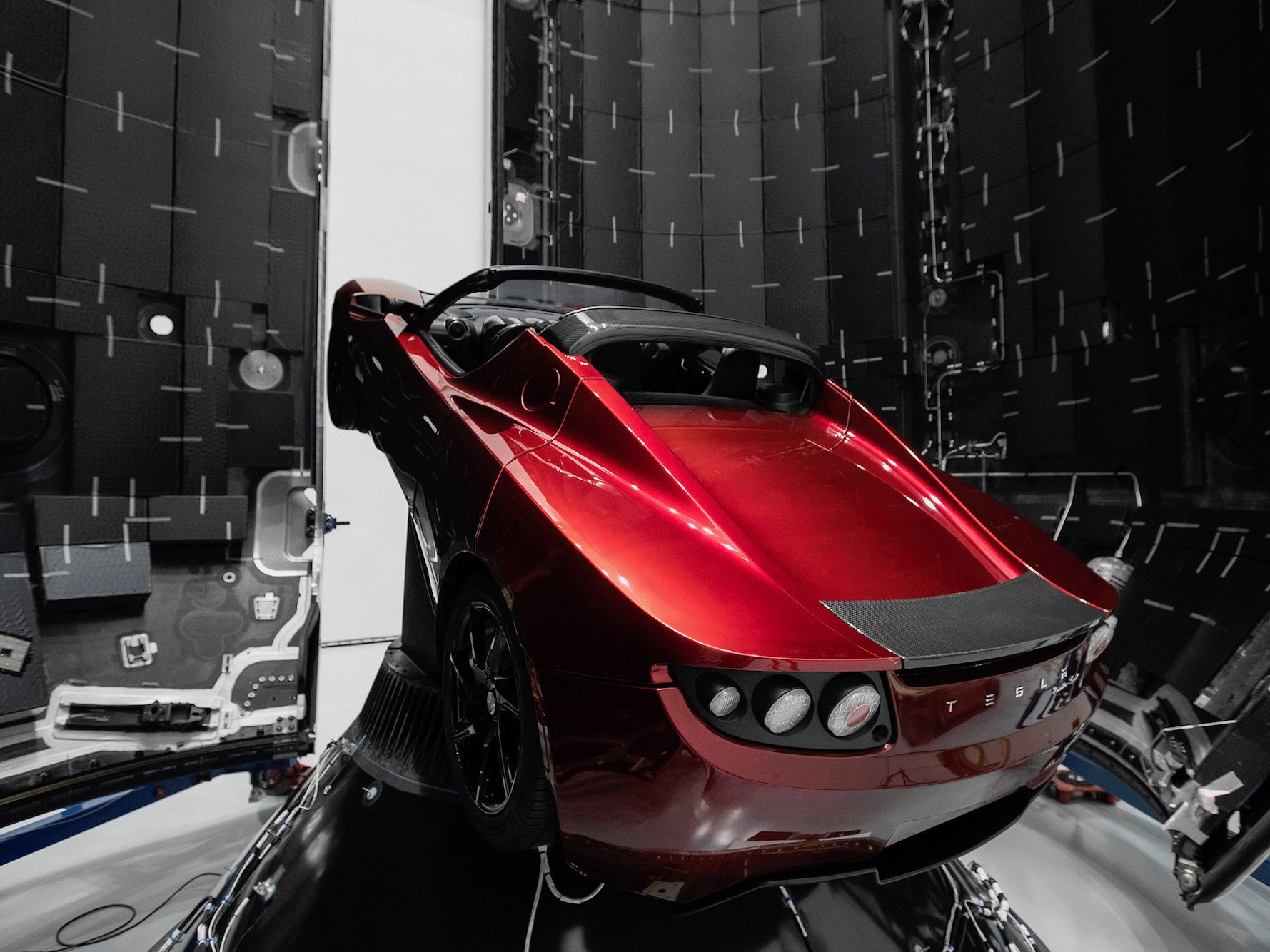 Tesla Roadster a bordo del falcon Heavy