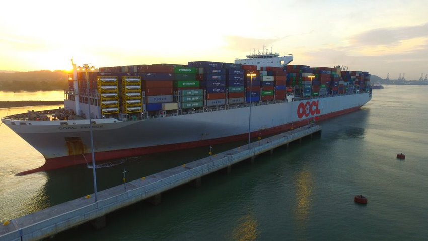 OOCL Hong Kong uno de los buques de carga más grande del mundo