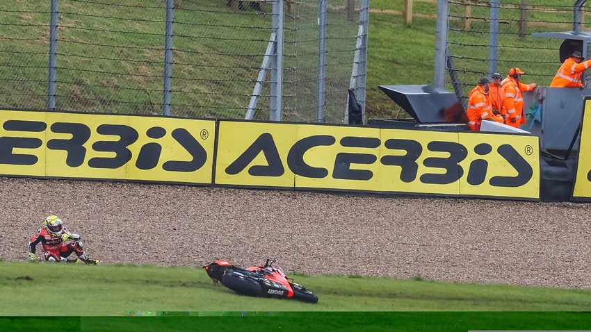 Caida de Bautista en Donington Park 2019