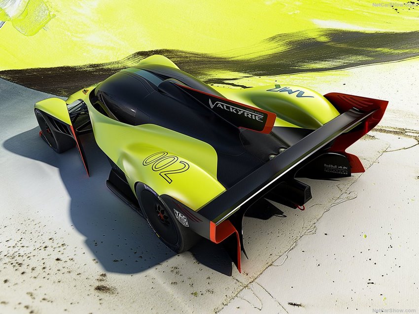 Aston Martin Valkyrie AMR Pro, parte trasera del auto